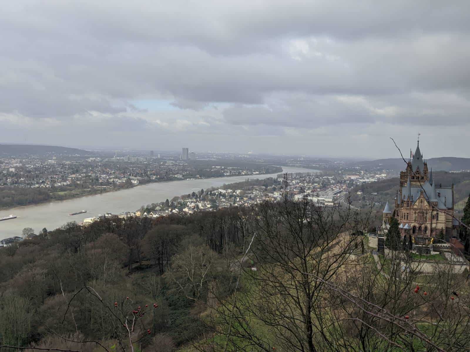 My hike up to Schloss Drachenburg