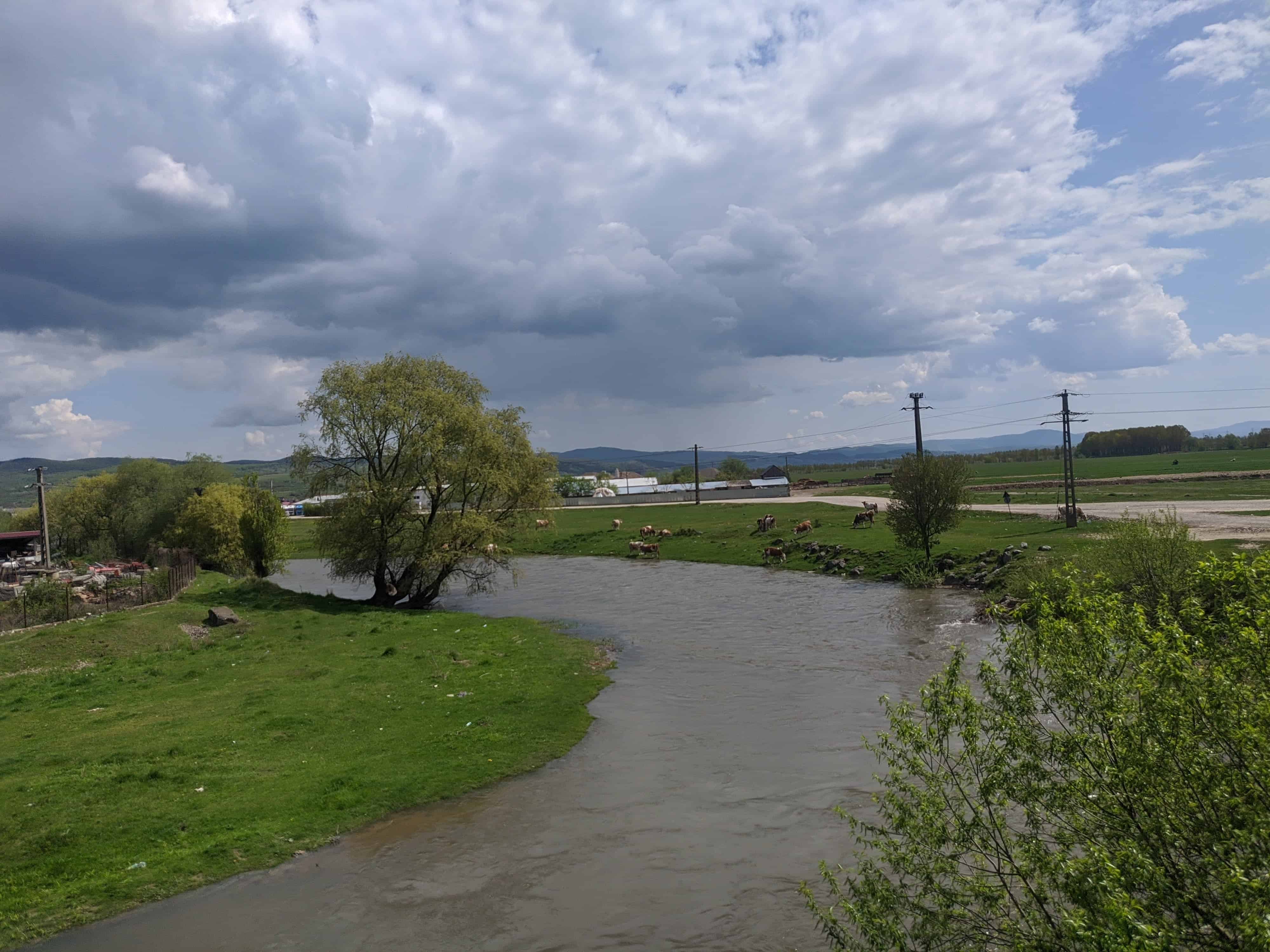 Following the same Crișul Repede river east towards Transylvania